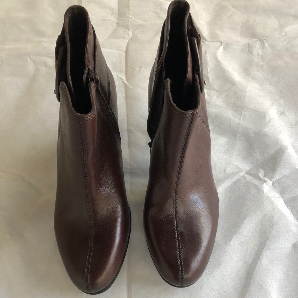 Women’s Brown nurture 9 1/2 M Leather Boot